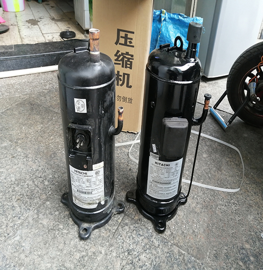 依兰中央空调压缩机的更换维修